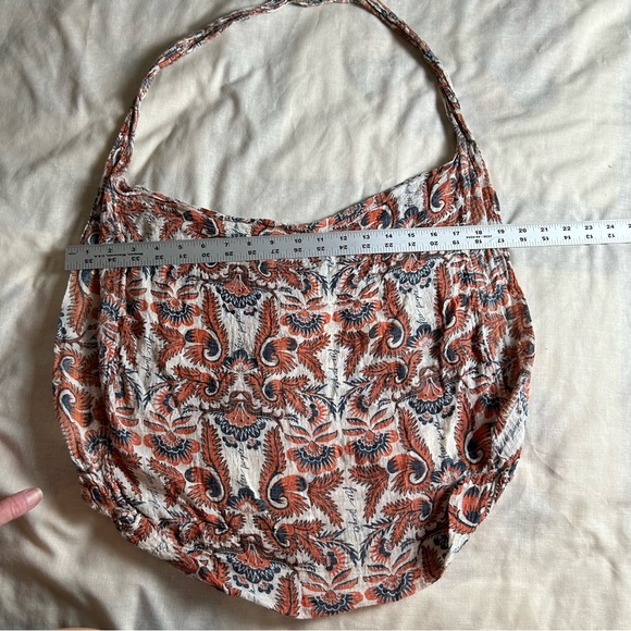 Free People gauzy lightweight Bohemian, Hobo, Gypsy shoulder bag - Picture 3 of 5
